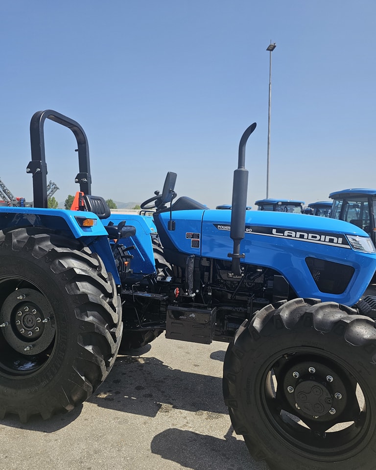 powerfarm_2_90_bez_kabina_3